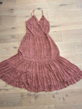 Load image into Gallery viewer, Caro The Label - Coogee Dress - Pink Panther