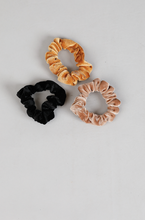 Load image into Gallery viewer, Velvet Scrunchie Set
